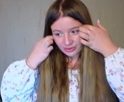 rosalinelov is a 22 year old female webcam sex model.
