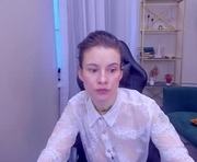 tonnywood is a 27 year old female webcam sex model.