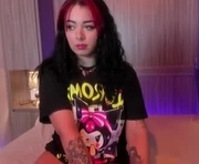 red_scarlet_ is a 23 year old female webcam sex model.