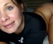 becky2994 is a  year old female webcam sex model.