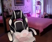 sidny_blush is a 24 year old female webcam sex model.