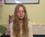seleneroshia is a 18 year old female webcam sex model.