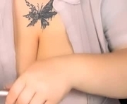 love_insidee is a 20 year old female webcam sex model.