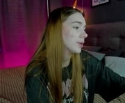jessiexxiv is a 19 year old female webcam sex model.
