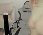 lunatale is a 22 year old female webcam sex model.
