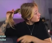 ohlovelyeva is a 22 year old female webcam sex model.