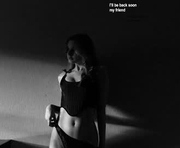 lookoluna is a 20 year old female webcam sex model.