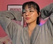 soysaraa_ is a 27 year old female webcam sex model.