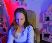 ketrin_n_ is a 20 year old female webcam sex model.