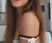 yourdalia is a 28 year old female webcam sex model.