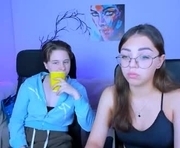 suzi_love is a  year old female webcam sex model.