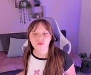 aliciamoonx is a  year old female webcam sex model.