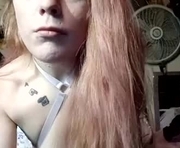 queenstonermami is a  year old female webcam sex model.