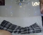 jadeanddamon is a 48 year old couple webcam sex model.
