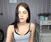din_star is a 19 year old female webcam sex model.
