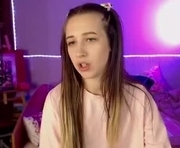 ur_kitty__ is a 20 year old female webcam sex model.