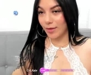 carolmooore is a  year old female webcam sex model.