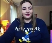 cherrymuffinn is a  year old female webcam sex model.