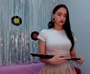 betsi_star is a 18 year old female webcam sex model.