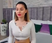 roxylester is a 25 year old female webcam sex model.