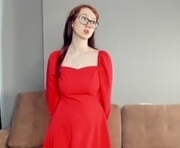 erlinegladman is a 19 year old female webcam sex model.