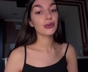 bowtorina is a  year old female webcam sex model.