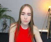 jenniferanna is a 23 year old female webcam sex model.