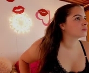tayler_kim_ is a 21 year old female webcam sex model.