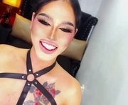 dominantgoddessontop is a 25 year old shemale webcam sex model.