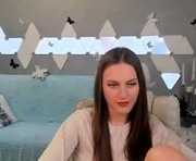 lesliekorfs is a 21 year old female webcam sex model.