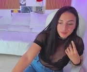 nicolwhite is a 20 year old female webcam sex model.