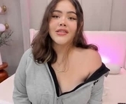 emma__roy is a  year old female webcam sex model.