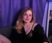 sophiemure is a 20 year old female webcam sex model.