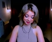 blinkofeyess is a 19 year old female webcam sex model.