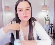 bellaa_hadid_ is a  year old female webcam sex model.