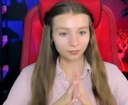 juliedaniel is a 20 year old female webcam sex model.
