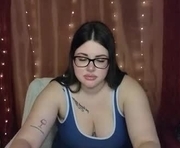 sunflower0907 is a 25 year old female webcam sex model.