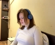 anastaciastutzman is a 18 year old female webcam sex model.