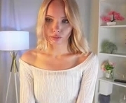 jenacaminita is a  year old female webcam sex model.