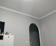 elysemaldonaldo is a 18 year old female webcam sex model.