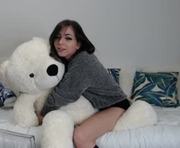 vera_velvet is a 21 year old female webcam sex model.