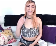thesquadsex04 is a 22 year old shemale webcam sex model.
