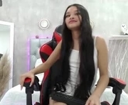 dulce_preston is a 18 year old female webcam sex model.