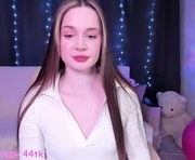 wow_kate is a 22 year old female webcam sex model.