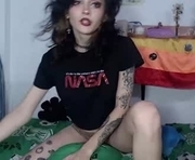 julietajaguar is a 21 year old female webcam sex model.