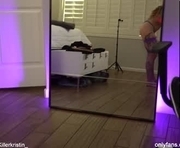 Adult cyber sex chat with 35 yrs old female, ,  ,  - killerkristin_