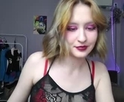 joanna_tompsonlove0 is a 19 year old female webcam sex model.