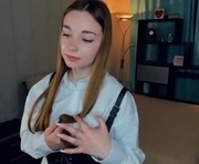 catedarlington is a 19 year old female webcam sex model.