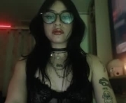 kattze is a 22 year old female webcam sex model.