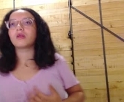 tiikii_ is a 21 year old female webcam sex model.